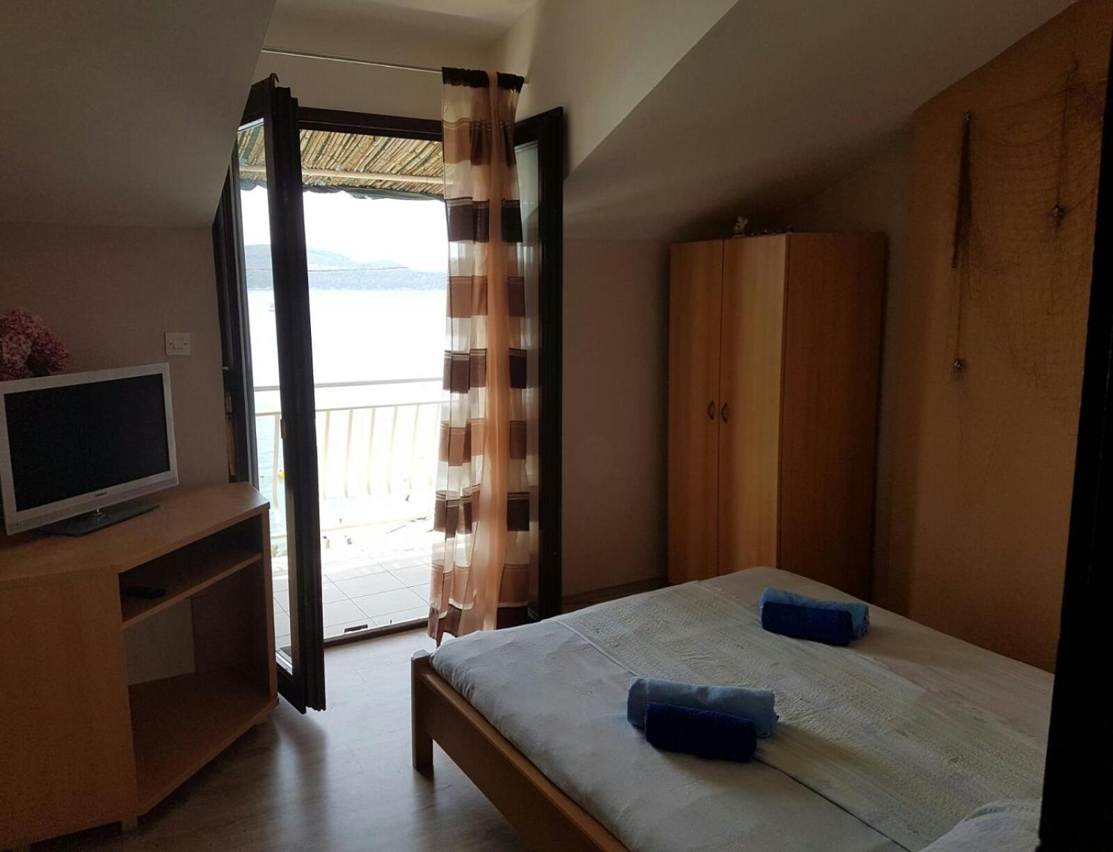 Apartments Marta 트로기르 객실 사진