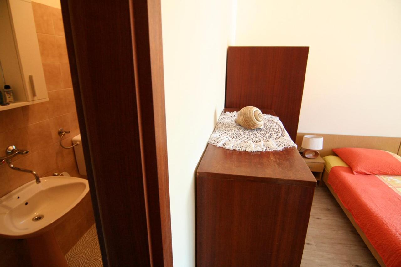 Apartments Marta 트로기르 객실 사진